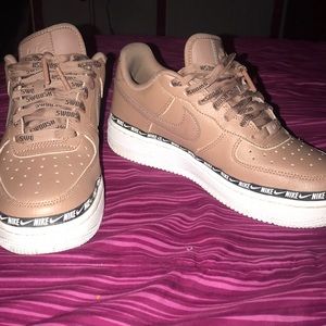 W Air Force 1 ‘07 SE PRM